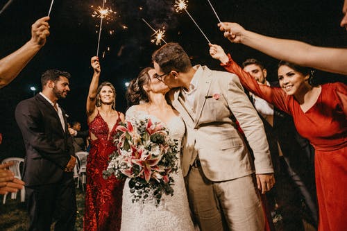 Strategies for a Memorable and Fun Wedding Reception